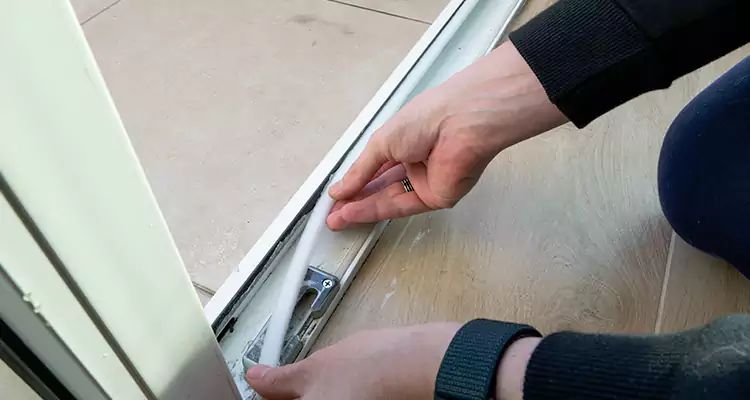 Garage Door Off Track Repair in San Pablo, CA