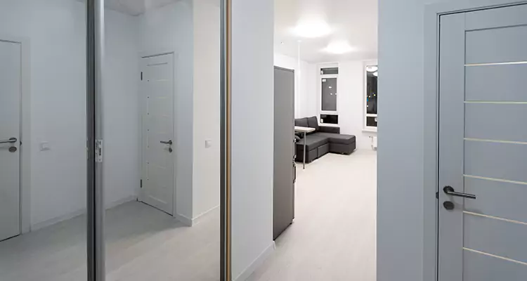 Modern Mirrored Closet Doors Repair in San Pablo, CA