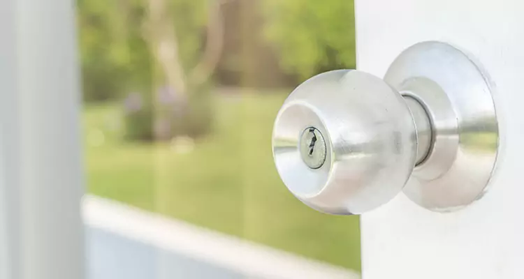 Patio Door Mechanism Jammed in San Pablo, CA